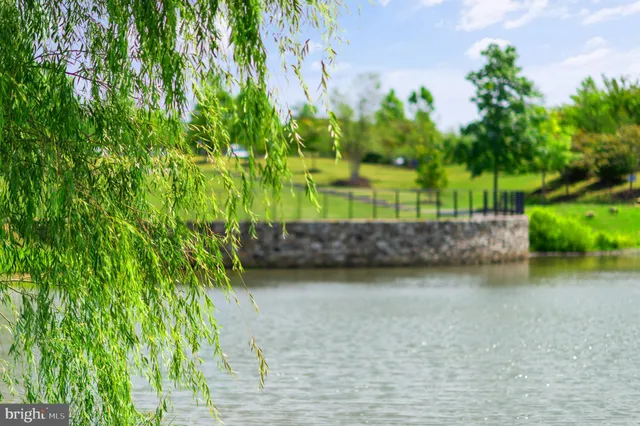 $1,599,999 | 24974 First Harvest Court, Aldie, VA 20105