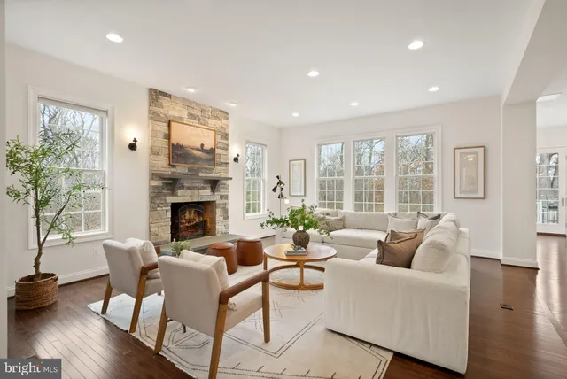 $1,599,999 | 24974 First Harvest Court, Aldie, VA 20105