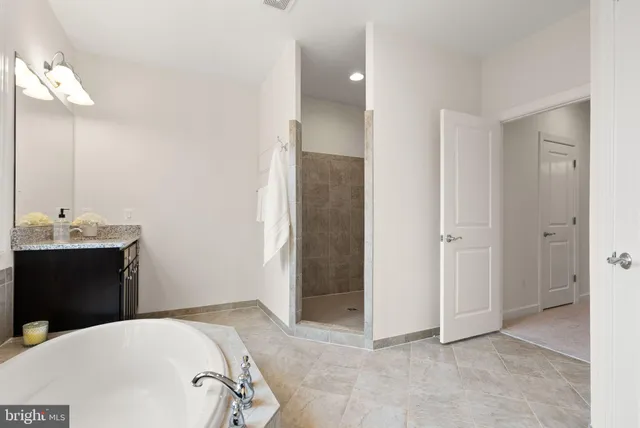 $1,599,999 | 24974 First Harvest Court, Aldie, VA 20105