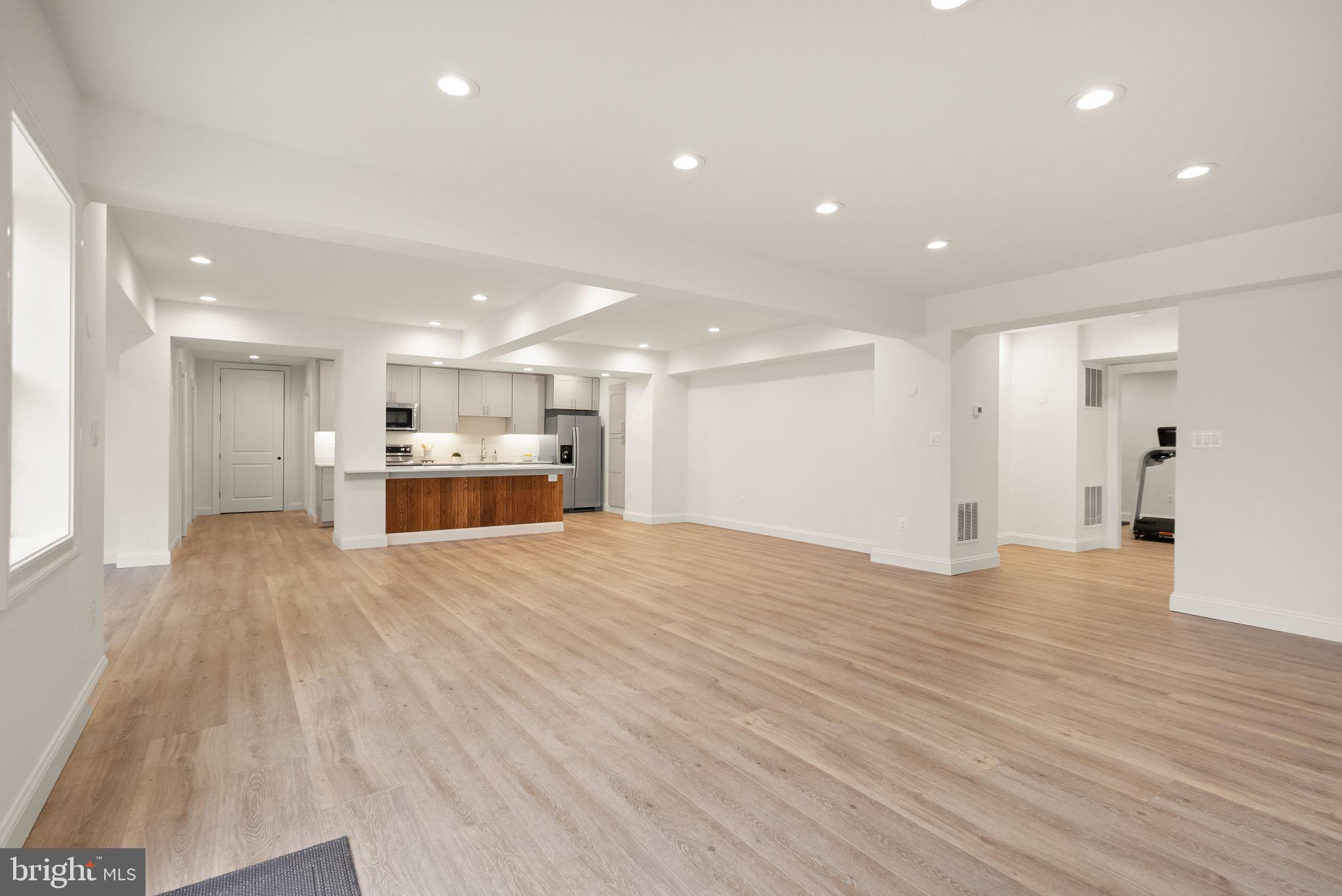 24974 First Harvest Court Aldie, VA 20105 - Photo 90 of 143 Recessed lighting