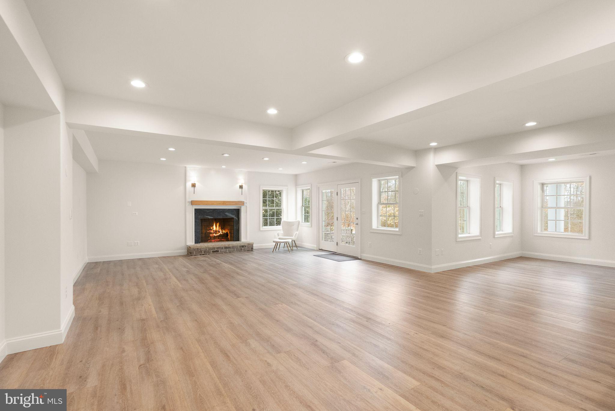 24974 First Harvest Court Aldie, VA 20105 - Photo 91 of 143 Walk-out to backyard