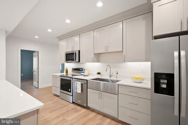 $1,599,999 | 24974 First Harvest Court, Aldie, VA 20105