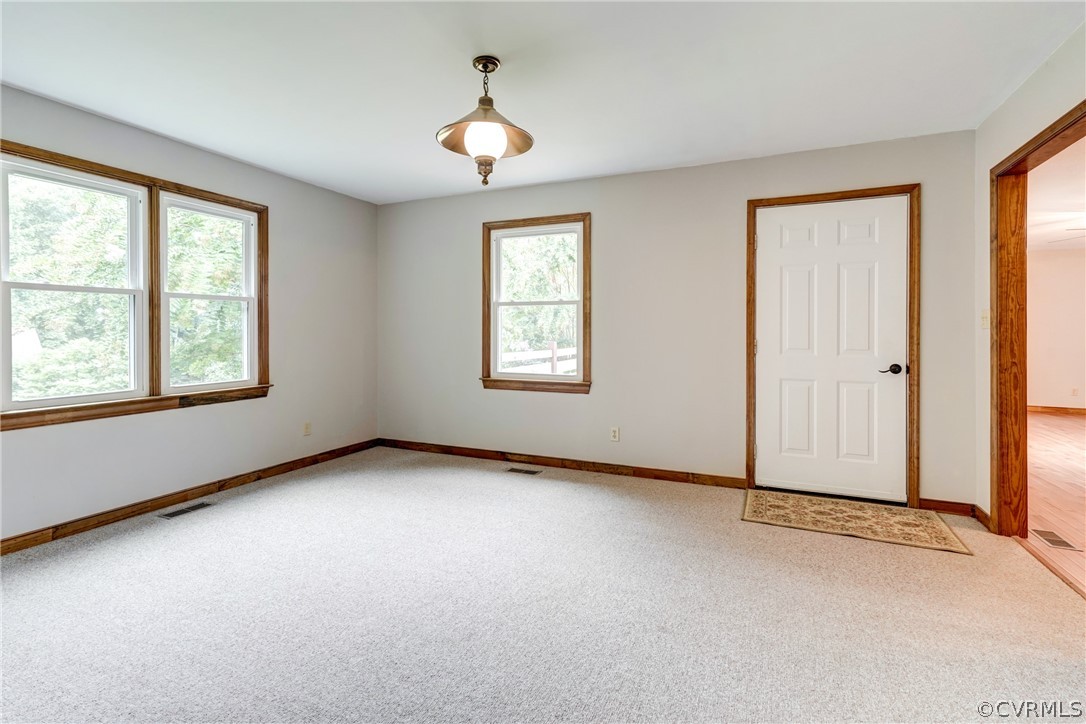 6622 Liberty Hall Road Quinton, VA 23141 - Photo 25 of 42 Gallery Image 25