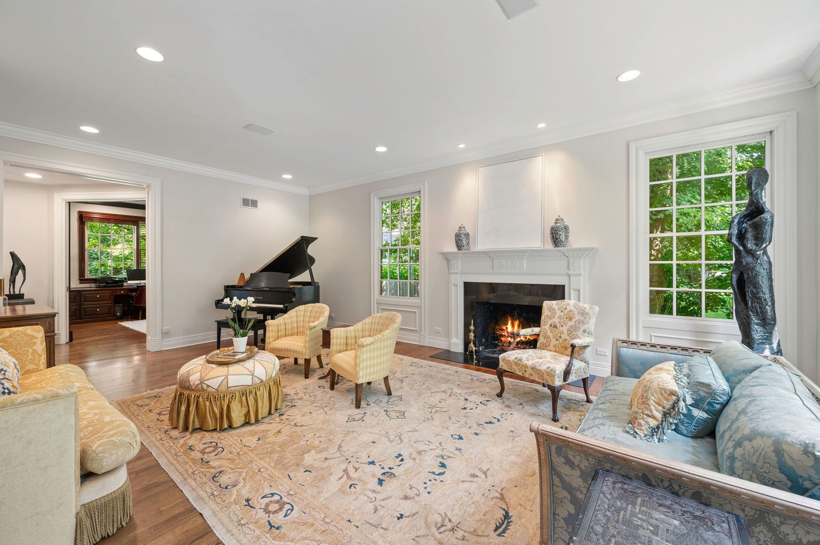 228 Old Green Bay Road Glencoe, IL 60093 - Photo 3 of 40 a living room with furniture and a fireplace