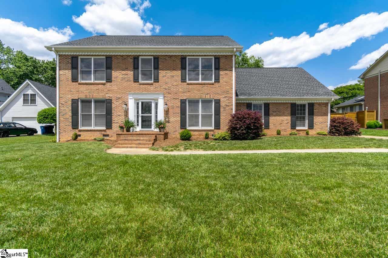 313 South Wingfield Road Greer, SC 29650 - Photo 1 of 36 Gallery Image 1