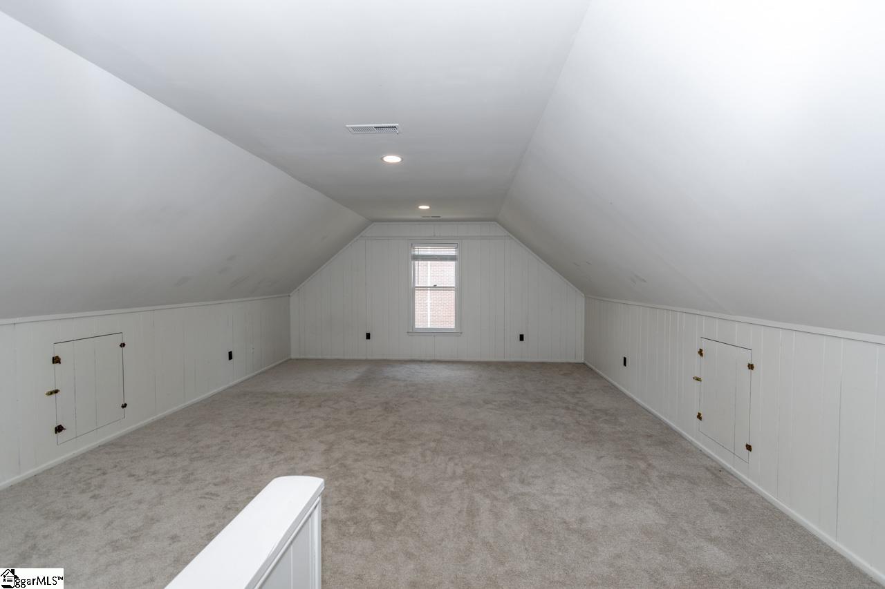 313 South Wingfield Road Greer, SC 29650 - Photo 10 of 36 Gallery Image 10