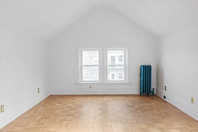 $4,600 | 242 Waterman Street, Providence, RI 02906