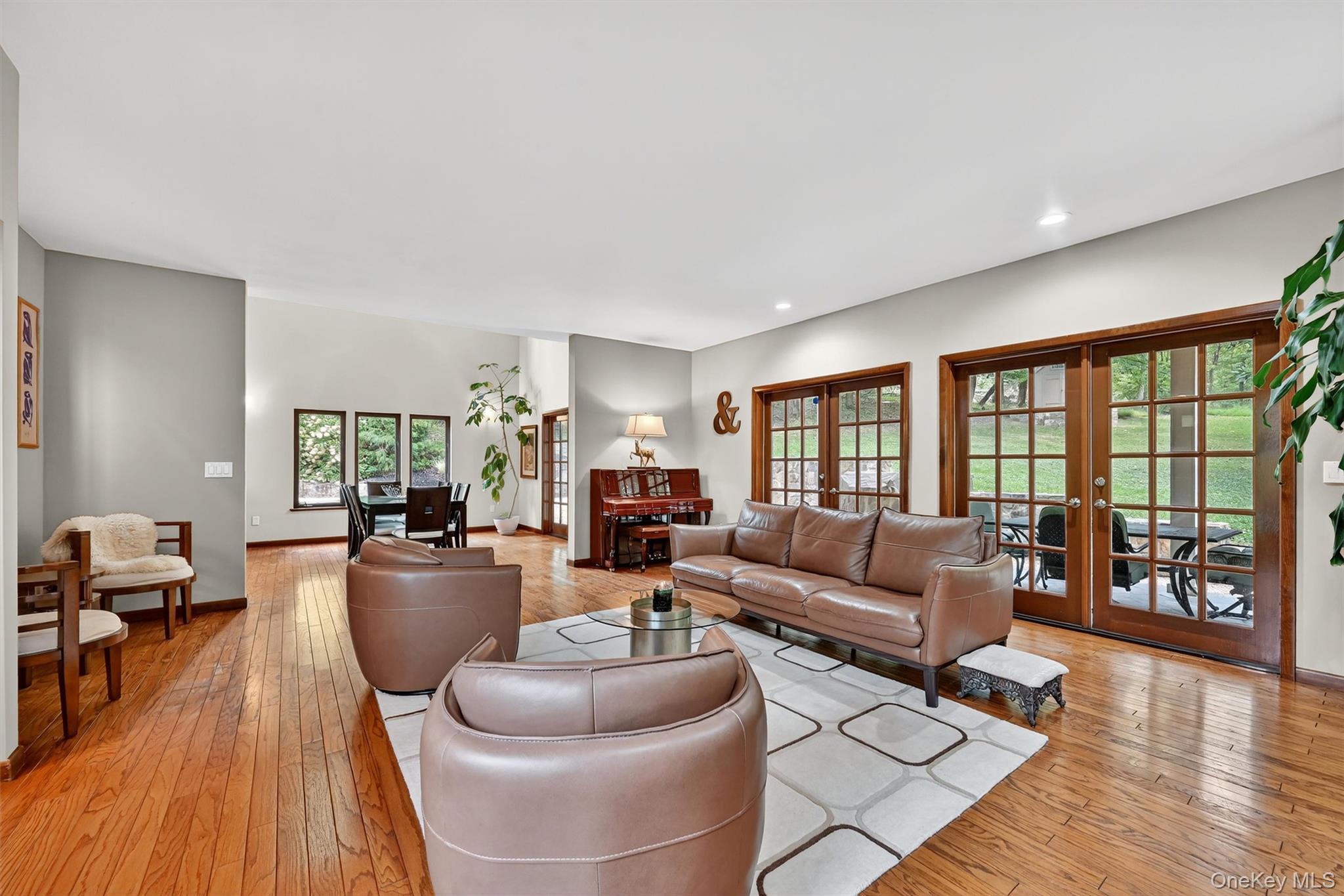 2 Tenny Lane Cornwall, NY 12518 - Photo 10 of 44 Living room
