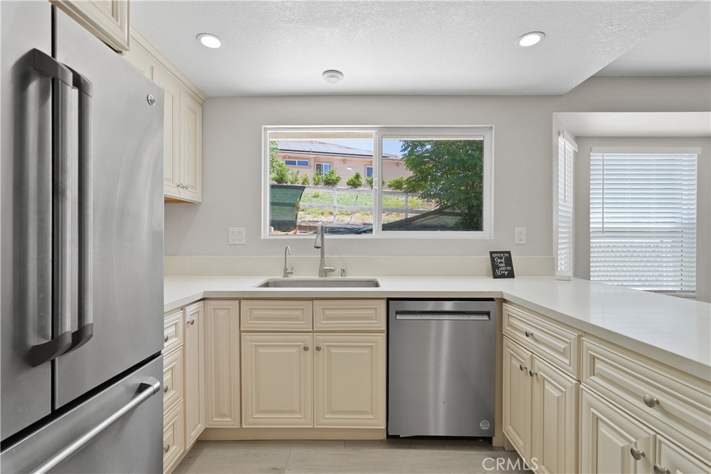 26665 Garbani Road Menifee, CA 92584 - Photo 6 of 40