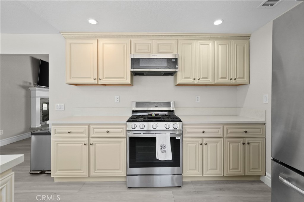 26665 Garbani Road Menifee, CA 92584 - Photo 9 of 40