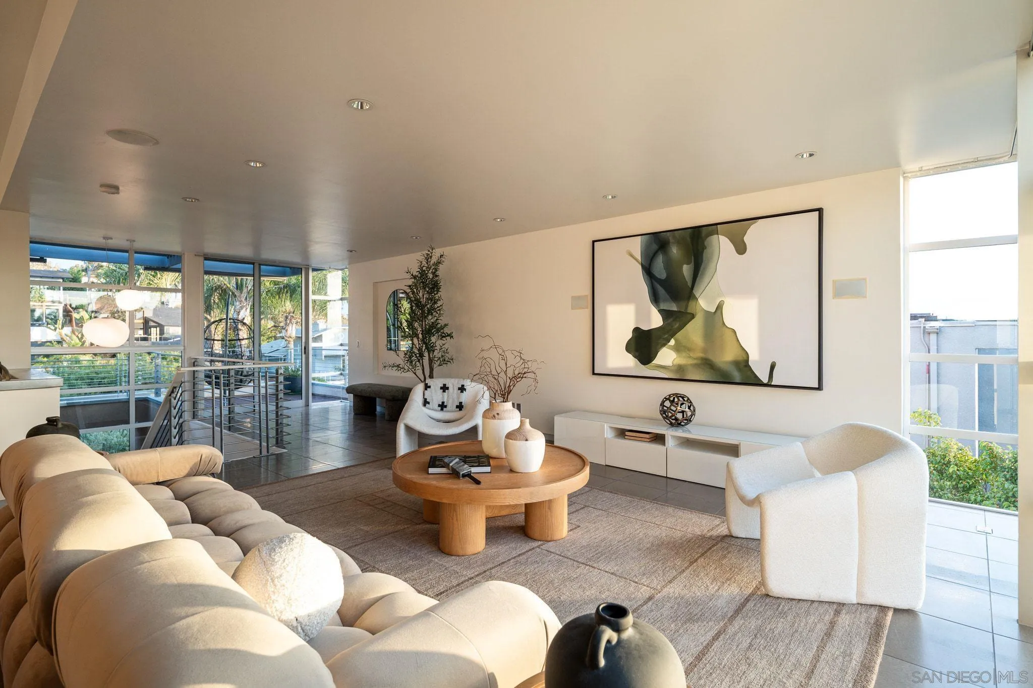 2144 Cordero Road Del Mar, CA 92014 - Photo 9 of 25 Gallery Image 9