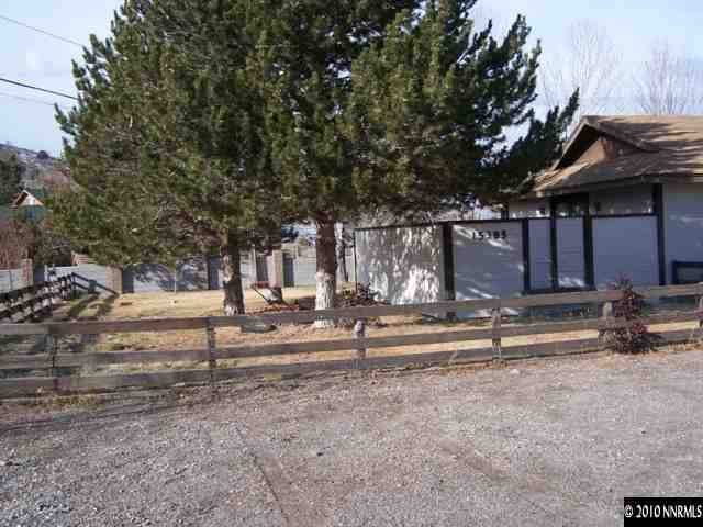 15385 Bonanza Lane Reno, NV 89521 - Photo 2 of 4 a view of outdoor space and yard