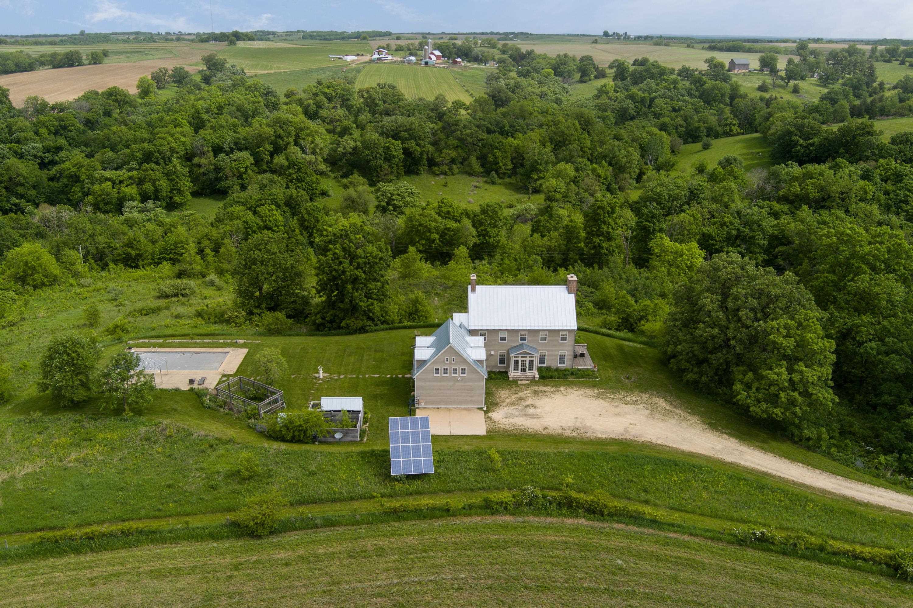 4275 Norwegian Hollow Road Dodgeville, WI 53533 - Photo 70 of 71