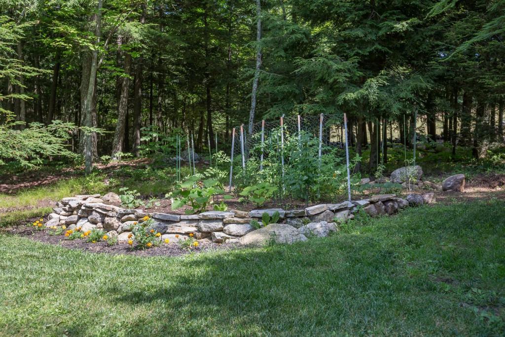 13 Graystone Road Gray, ME 04039 - Photo 32 of 35 Small garden with rock surround.