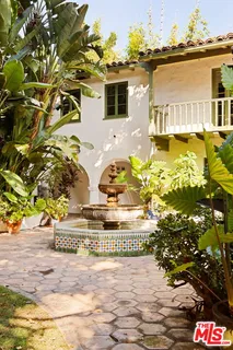 $13,995 | 1800 Outpost Drive, Los Angeles, CA 90068