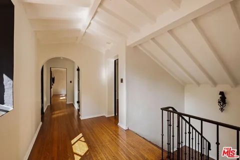 $13,995 | 1800 Outpost Drive, Los Angeles, CA 90068