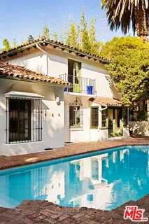 $13,995 | 1800 Outpost Drive, Los Angeles, CA 90068