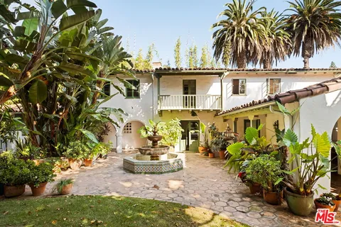 $13,995 | 1800 Outpost Drive, Los Angeles, CA 90068