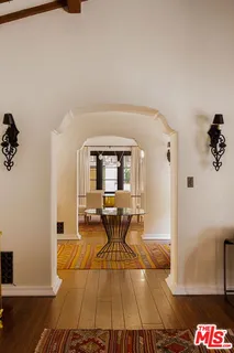 $13,995 | 1800 Outpost Drive, Los Angeles, CA 90068