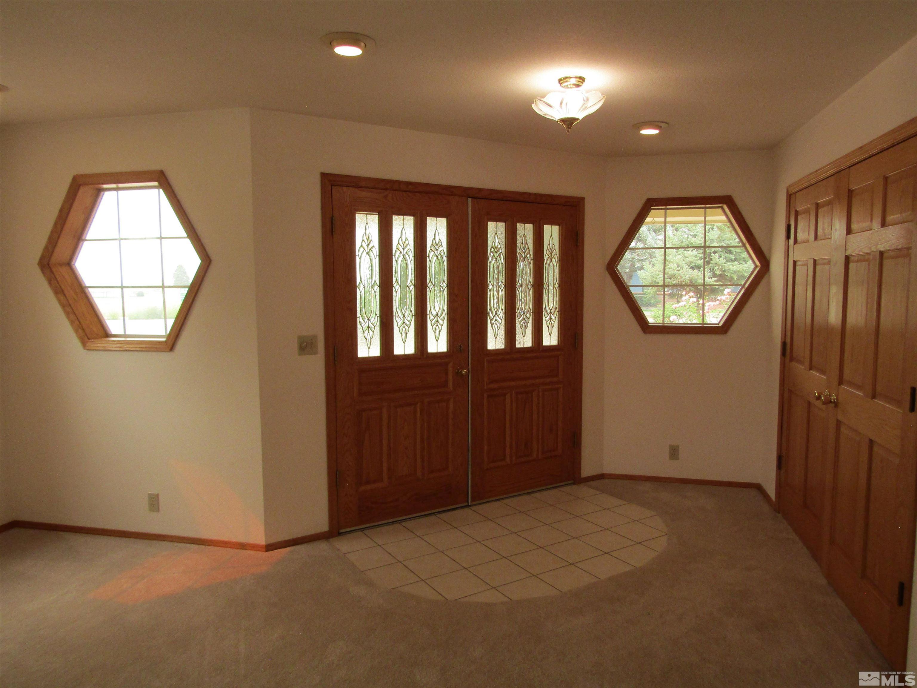 29 Maple Drive Yerington, NV 89447 - Photo 2 of 38 Photo 2