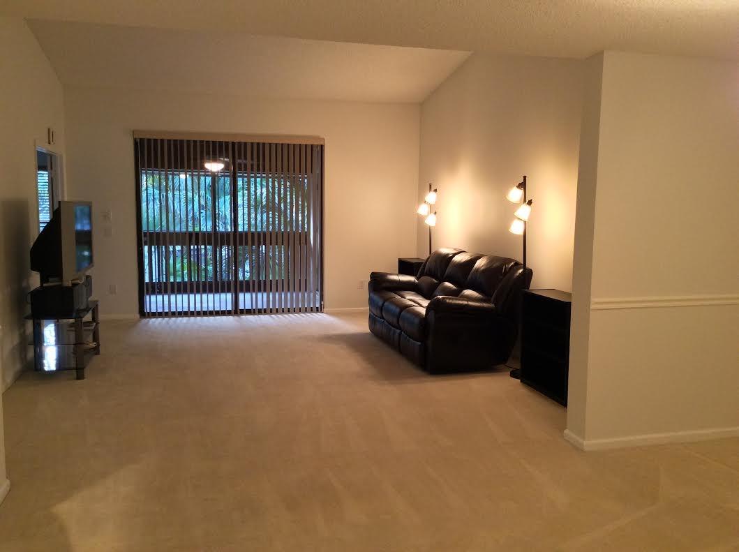 9268 Sable Ridge Circle, Unit B Boca Raton, FL 33428 - Photo 3 of 21 el-liv-2
