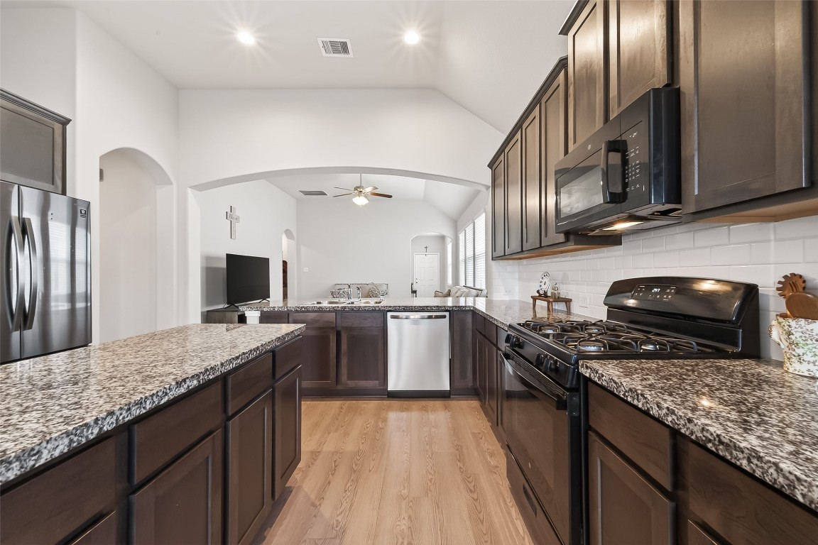 6027 Prince Place Drive Rosenberg, TX 77471 - Photo 16 of 39