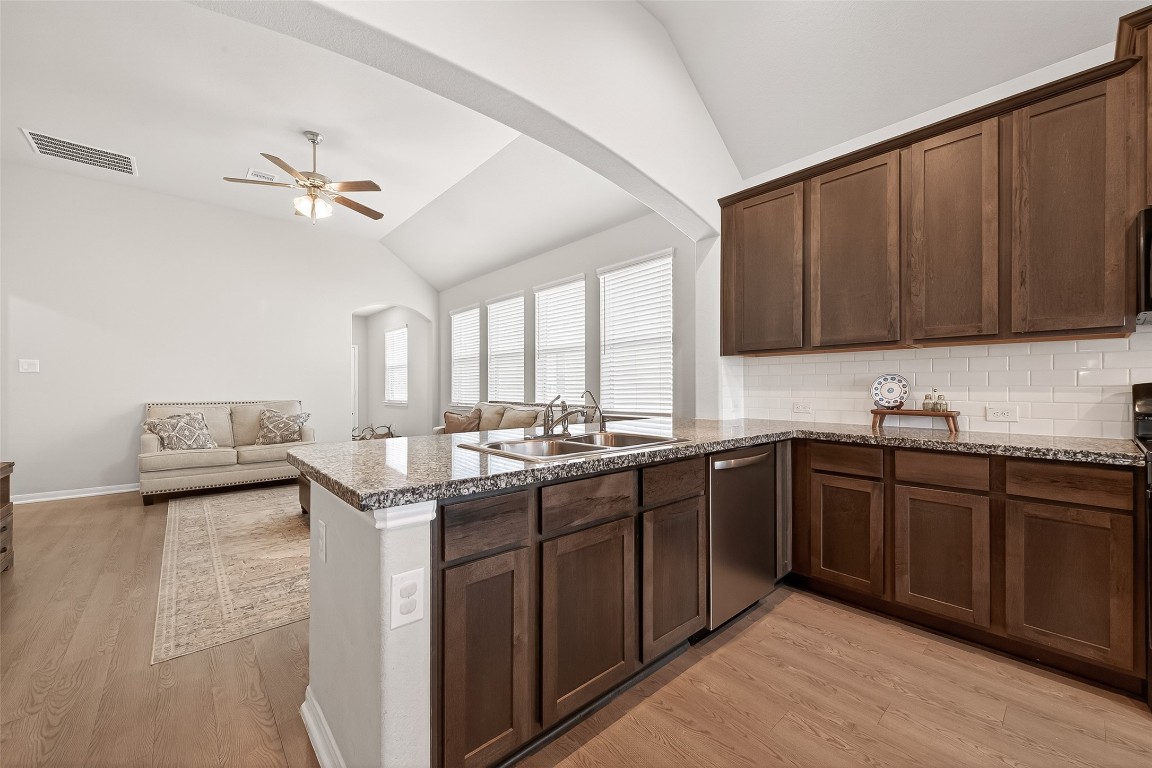 6027 Prince Place Drive Rosenberg, TX 77471 - Photo 22 of 39