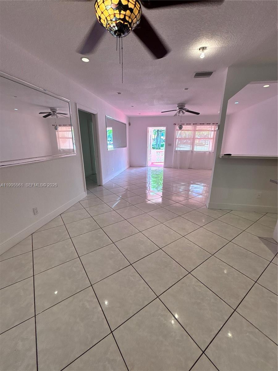 839 South Highland Drive, Unit RIGHT Hollywood, FL 33021 - Photo 23 of 28 Photo 24