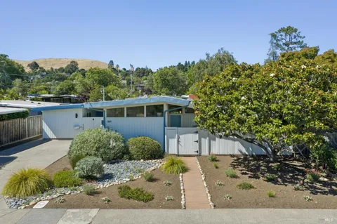 $1,395,000 | 384 Hibiscus Way, San Rafael, CA 94903