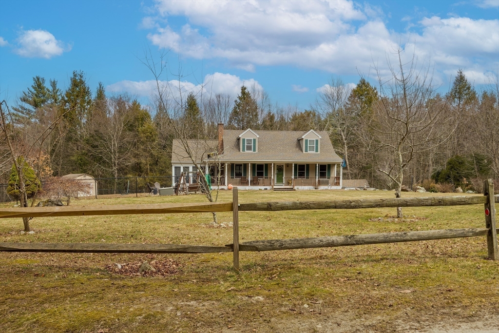 253 Reimers Road Monson, MA 01057 - Photo 4 of 39