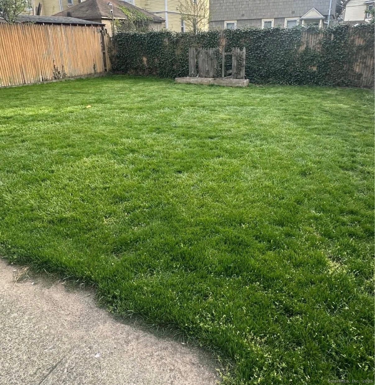 517 Colorado Avenue Bridgeport, CT 06605 - Photo 5 of 5 a view of a backyard