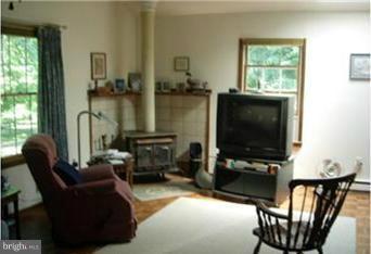 12230 Dover Road Owings Mills, MD 21117 - Photo 7 of 8 Spacious Family Rm off kitchen-overlooks yard!