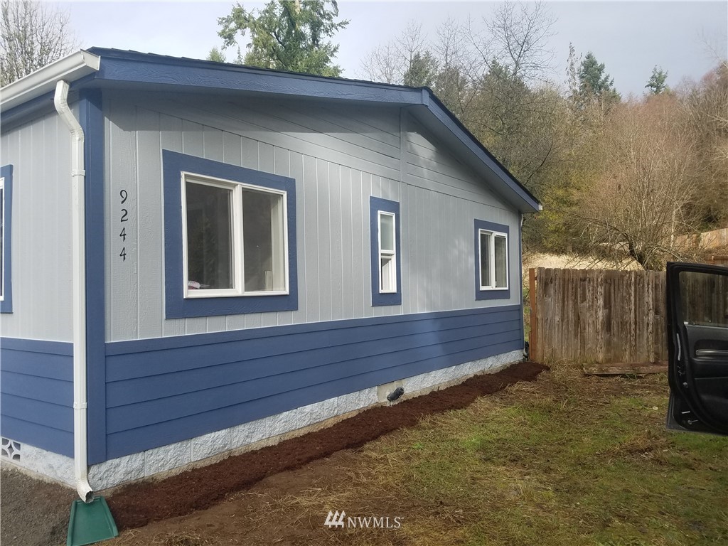9244 192nd Lane Southwest Rochester, WA 98579 - Photo 3 of 24