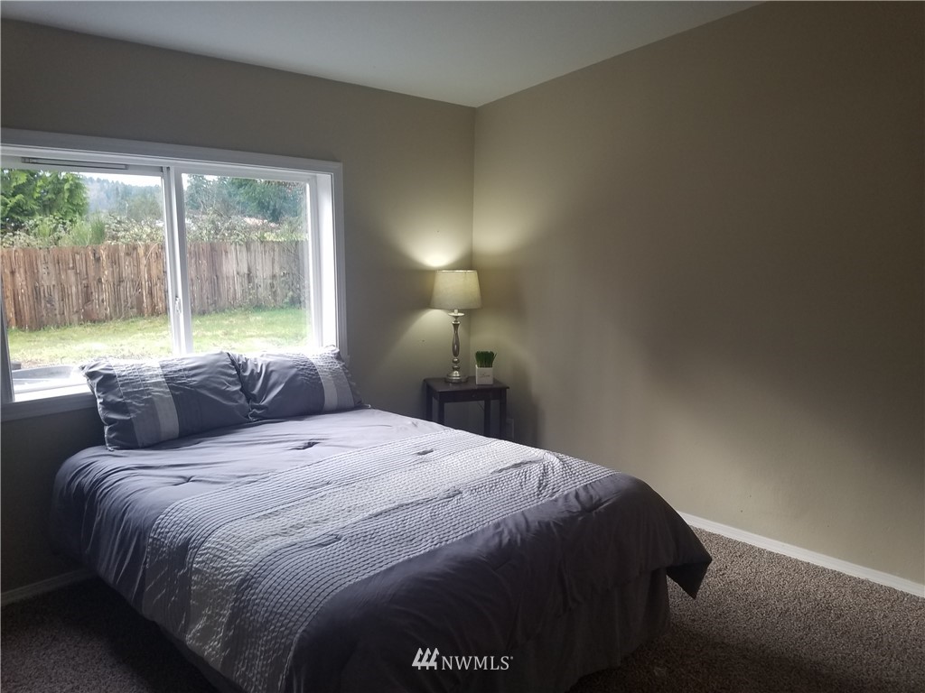 9244 192nd Lane Southwest Rochester, WA 98579 - Photo 8 of 24