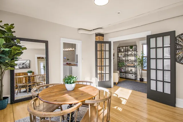 $285,000 | 1191 Albemarle Street, St. Paul, MN 55117