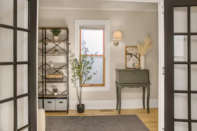 $285,000 | 1191 Albemarle Street, St. Paul, MN 55117