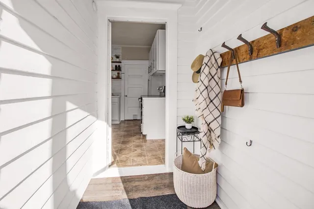 $285,000 | 1191 Albemarle Street, St. Paul, MN 55117