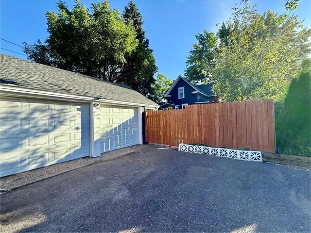 $285,000 | 1191 Albemarle Street, St. Paul, MN 55117