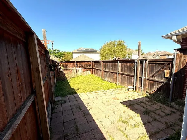 $2,200 | 3901 Granby Lane, Flower Mound, TX 75028