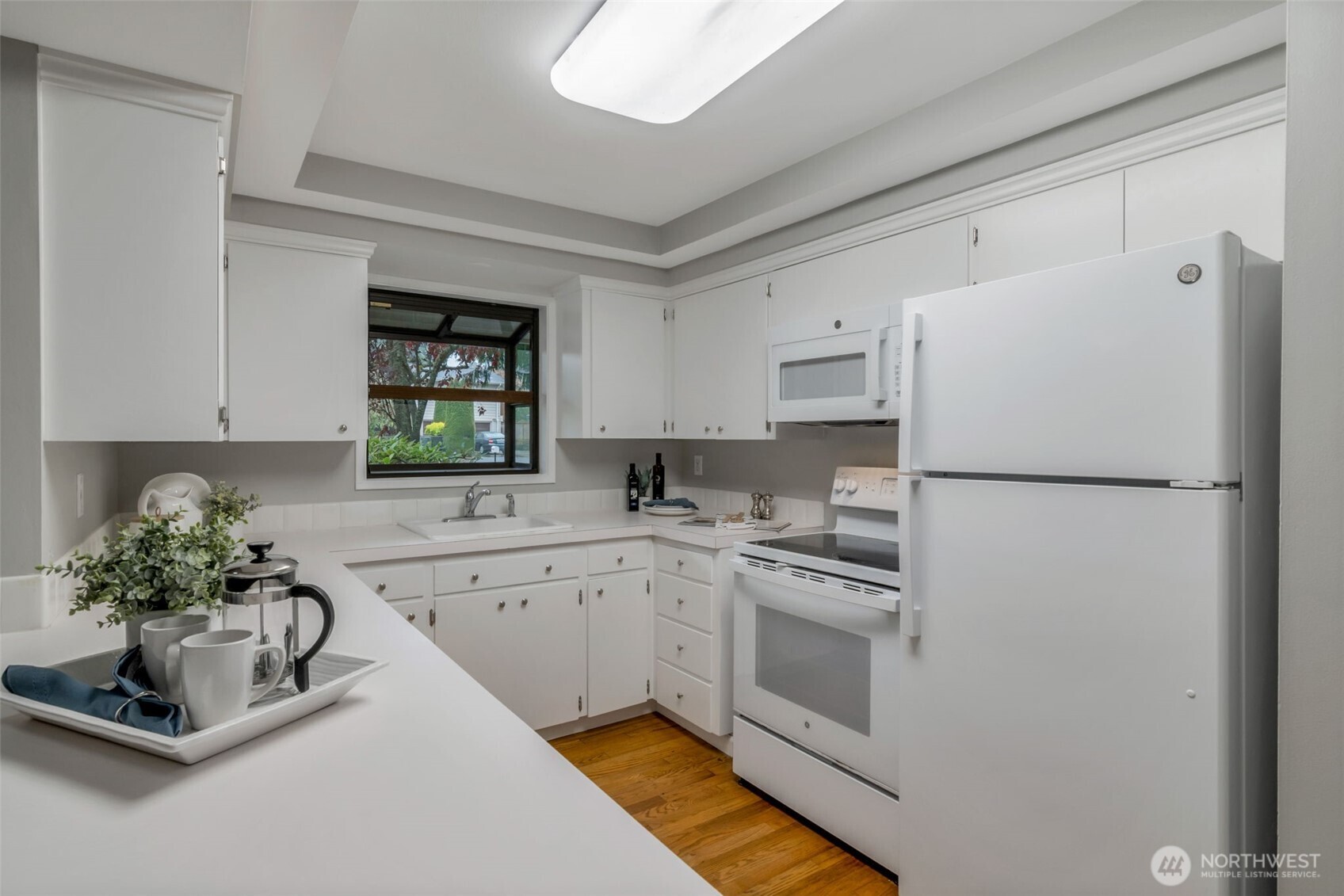 9605 216th Place Southwest Edmonds, WA 98020 - Photo 10 of 27