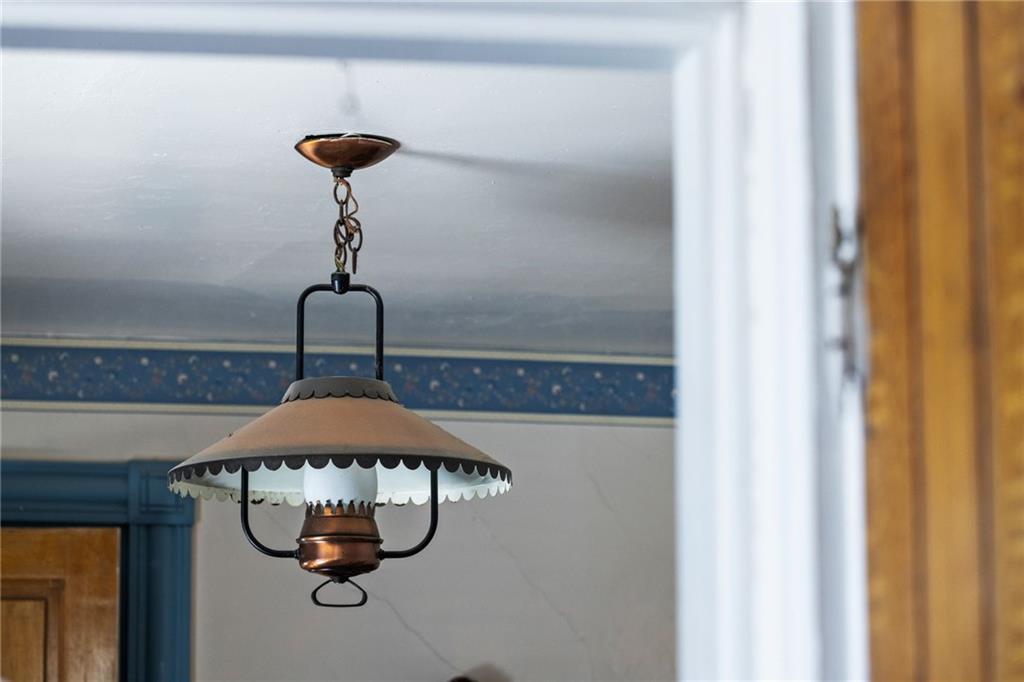 118 Saltarka Road Zelienople, PA 16063 - Photo 17 of 49 a lamp on a table in a room