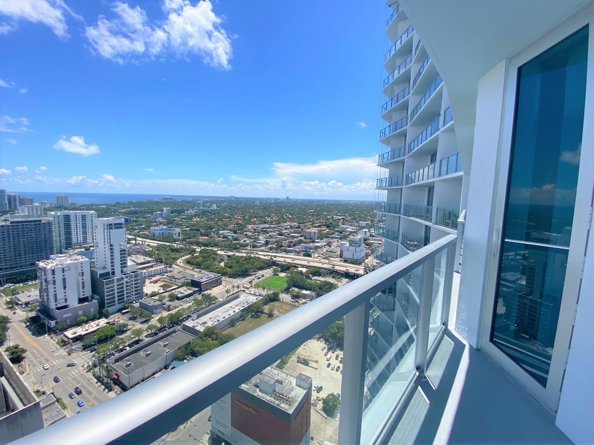 185 Southwest 7th Street, Unit 3708 Miami, FL 33130 - Photo 6 of 19 Photo 6