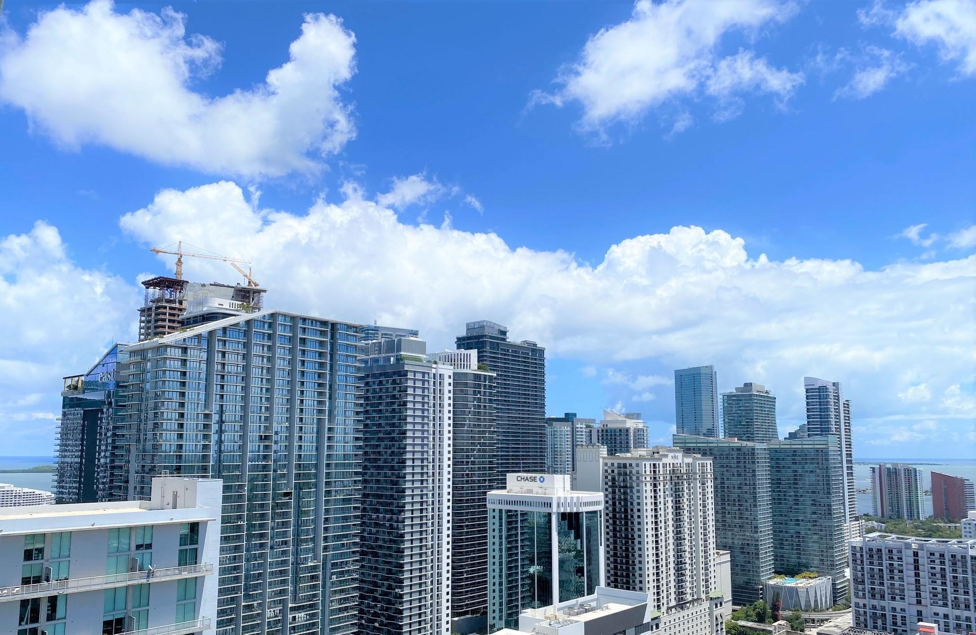 185 Southwest 7th Street, Unit 3708 Miami, FL 33130 - Photo 8 of 19 Photo 8