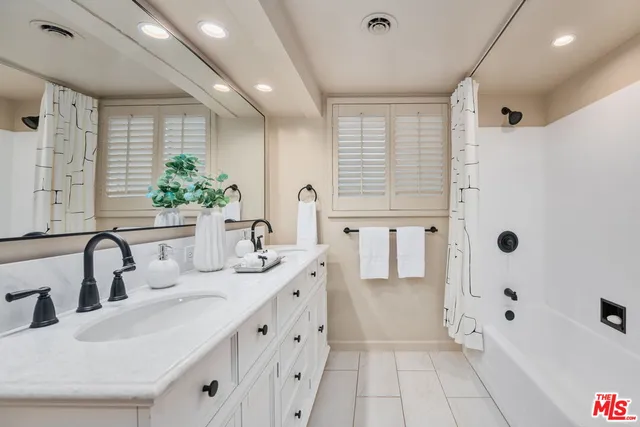 $1,169,000 | 15115 Gilmore Street, Van Nuys, CA 91411