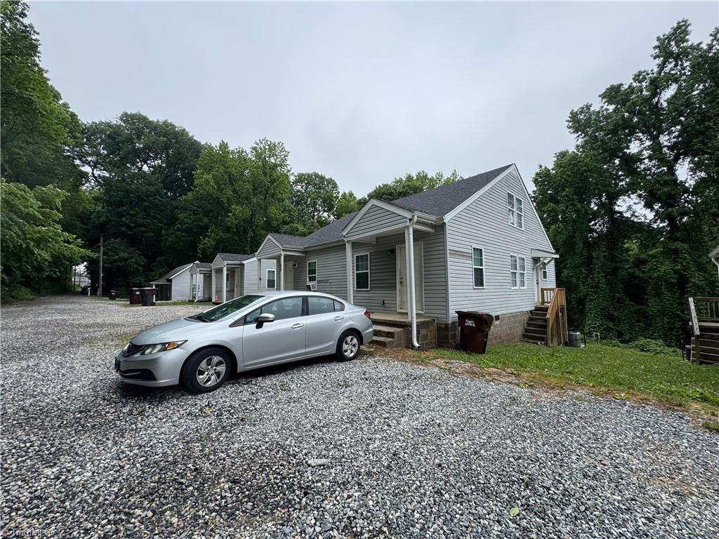 331 Wheeler Avenue High Point, NC 27260 - Photo 4 of 36
