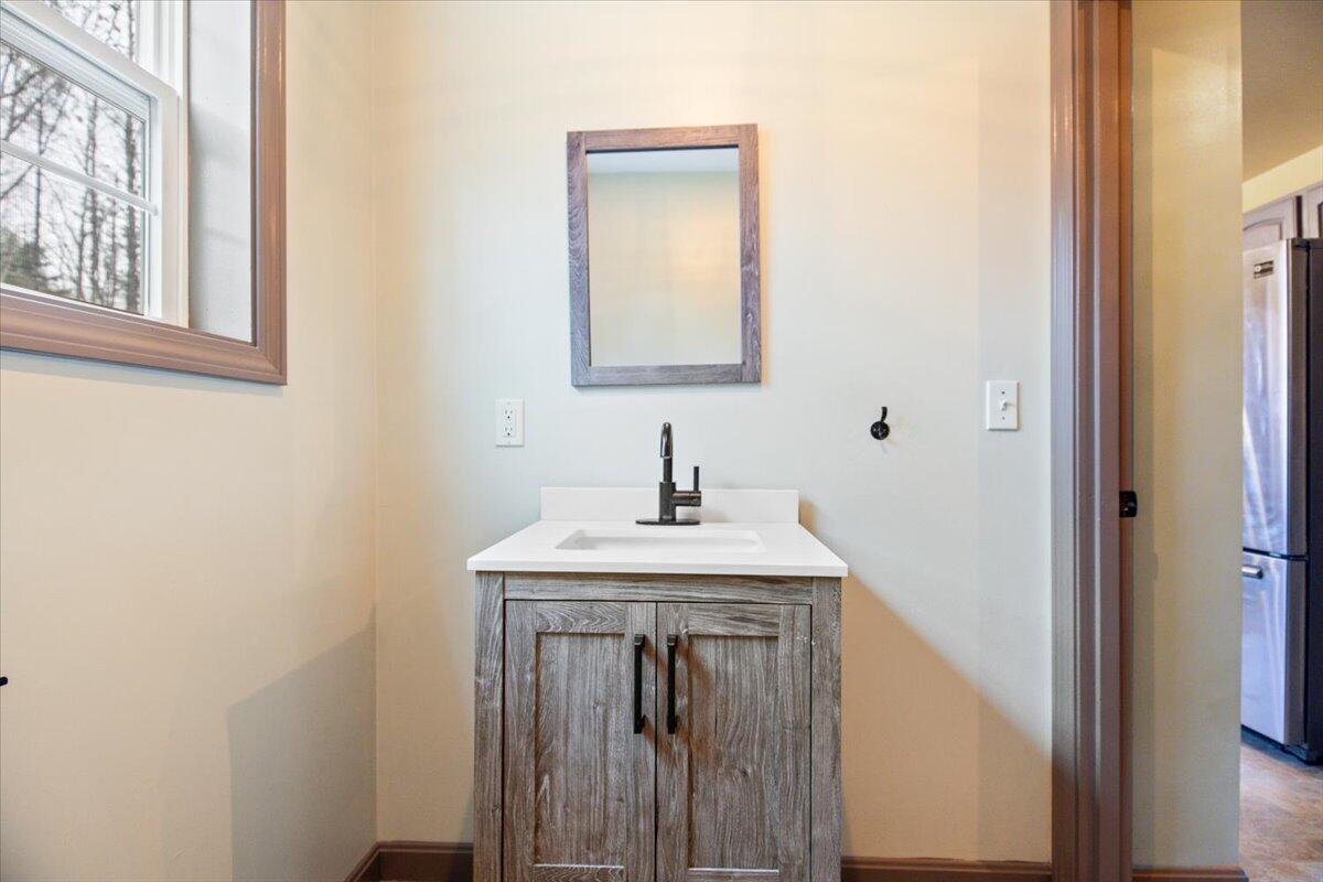 1791 Union Road Waldoboro, ME 04572 - Photo 20 of 53 20-1791 Union Rd_Waldoboro_ME-7
