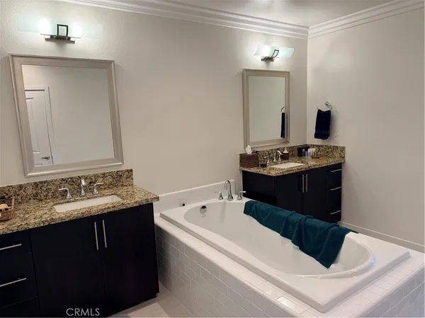 $995,000 | Undisclosed Address, Irvine, CA 92612