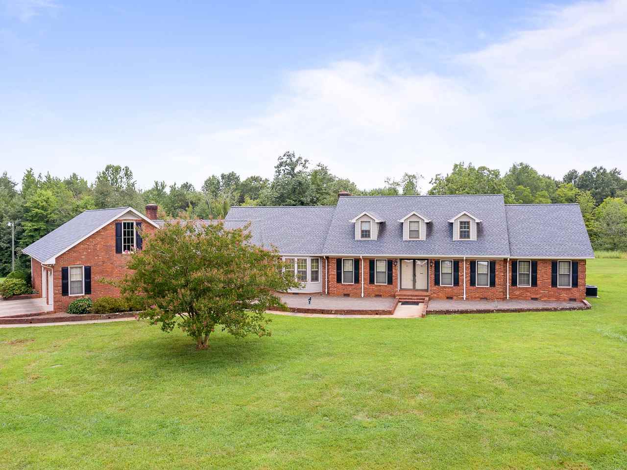 8791 Highway 9 Inman, SC 29349 - Photo 2 of 36