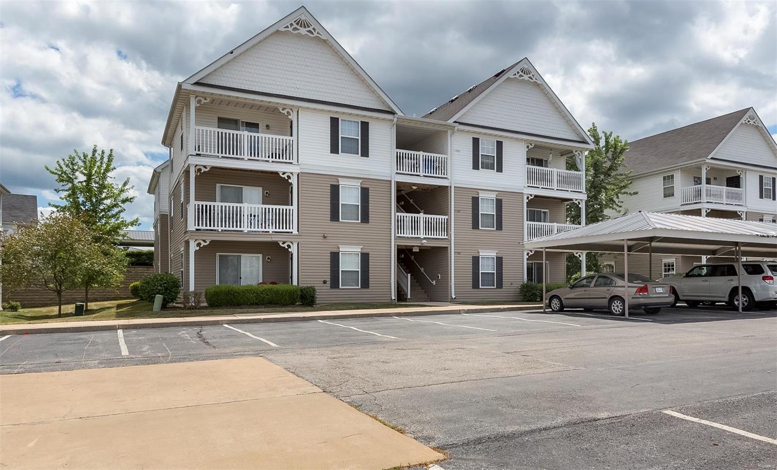 11300 Spring Creek Lane, Unit 3A O'Fallon, MO 63368 - Photo 3 of 30