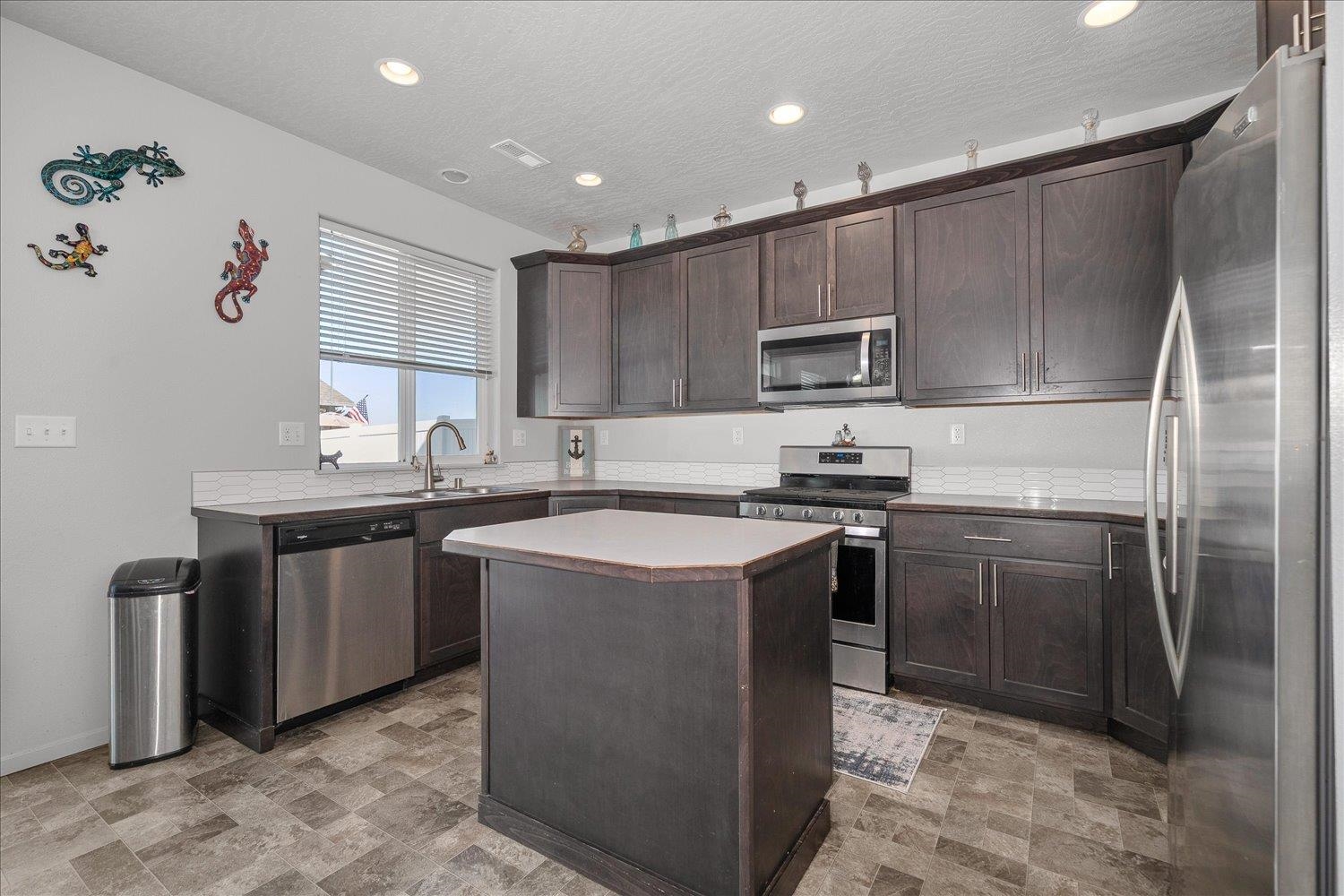1705 North Arties Road Spokane Valley, WA 99016 - Photo 12 of 34